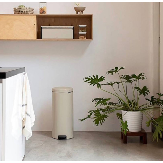 Бак для сміття Brabantia Pedal Bin 30 л молочний (149962)