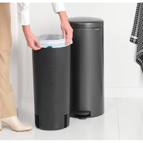 Бак для сміття Brabantia NewIcon Pedal Bin 30 л, графітовий (233524)