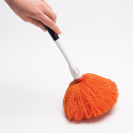 Щітка для видалення пилу з насадкою з мікрофібри OXO (1373380)