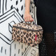 Косметичка Reisenthel Beautycase 27x18x17 см, 4 л Leo (FF6048)